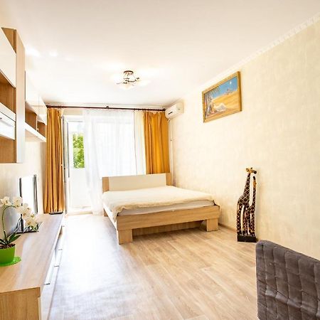 نيكولايف Apartment On Central Avenue-3 Slobodskaya المظهر الخارجي الصورة