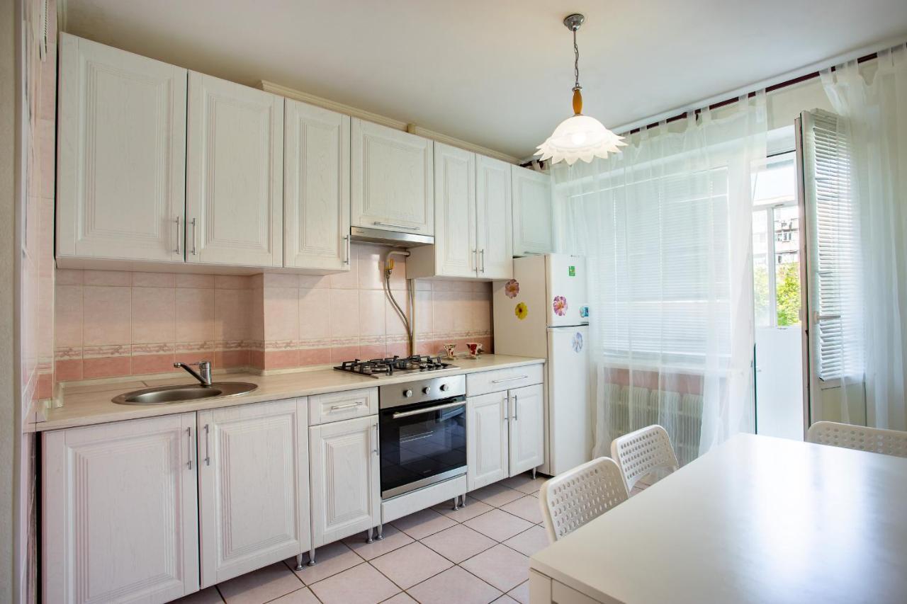 نيكولايف Apartment On Central Avenue-3 Slobodskaya المظهر الخارجي الصورة